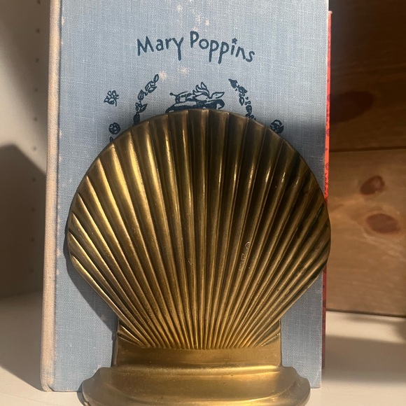 Vintage 1970’s Brass Sea Shell Clam Bookends - Picture 1 of 6